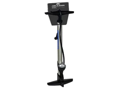 250051_Helkama_jalkapumppu_mittarilla_pyoeraenpumppu_Polkupyoeraen_varaosat_verkkokaupasta_www_ebikeparts_fi image