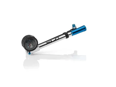 2501956600_XLC_Iskaripumppu_PU-H03_HighAir_Pro_28_bar_400_psi_Silver_Blue_ebikeparts kuva