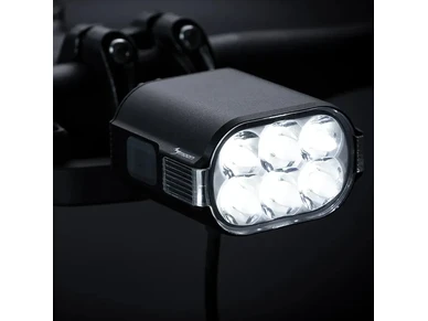 94110010101 Tilaa Moon e Power 2000 Black Etuvalo sahkopyoraan Tehokasta Valoa ja Alykasta Kayttoa Verkkokaupasta ebikepartsfi 1 kuva