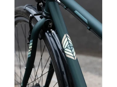 4260549145020 Reflective sticker Shapes Delta black reflective berlin heijastin heijastintarra pyoran heijastin 3 kuva