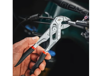 Monitoimipihdit FEEDBACK SPORTS 17896 Saadettavat ja monikayttoiset Feedback monitoimipihdit 2 kuva