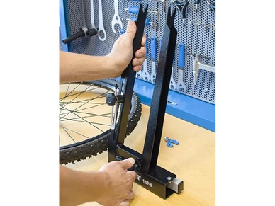 polkupyoran vanteen rihtauspukki Unior 623060 Unior 1688 Truing Stand 1 image