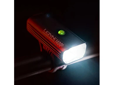1 LED 4 V737 Ladattava led etuvalo LEZYNE Macro Drive 1400 musta Tilaa polkupyoran valot edullisesti eBikeparts verkkokaupasta 1 image